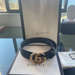 SOLD NWOT Gucci GG Marmont leather belt
